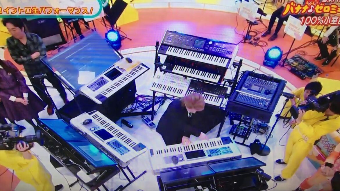 小室哲哉 シンセサイザーでの神業パフォーマンス(Get Wild)