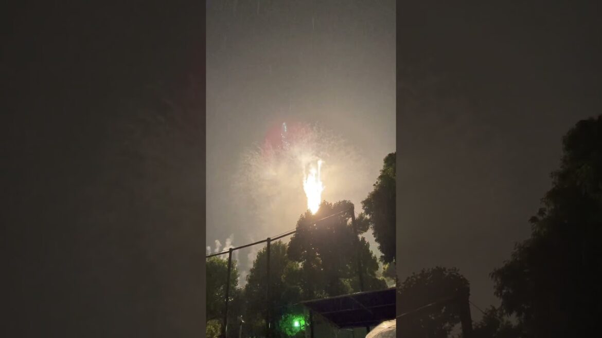 明治神宮花火大会2022