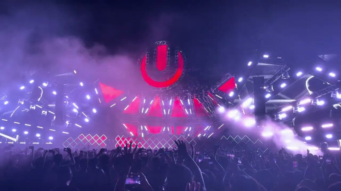 DJ Snake - Let me love you (Final+ Fireworks) [Ultra Japan 2023 - Tokyo Odaiba]