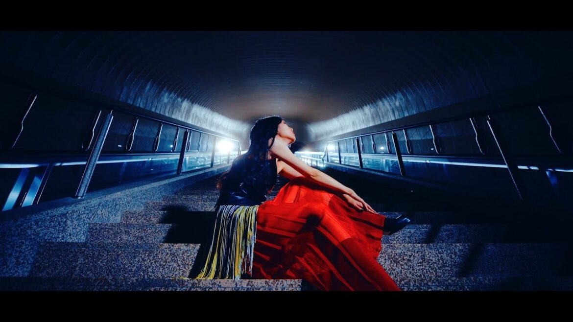 【Music Video】LOVE or HATE?／前島麻由【TVアニメ「悪役令嬢レベル99～私は裏ボスですが魔王ではありません～」OP】