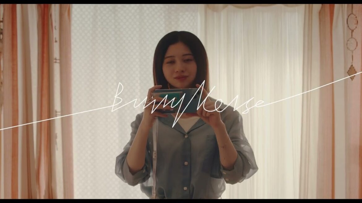 『バジーノイズ』新規映像［In the Room edition］