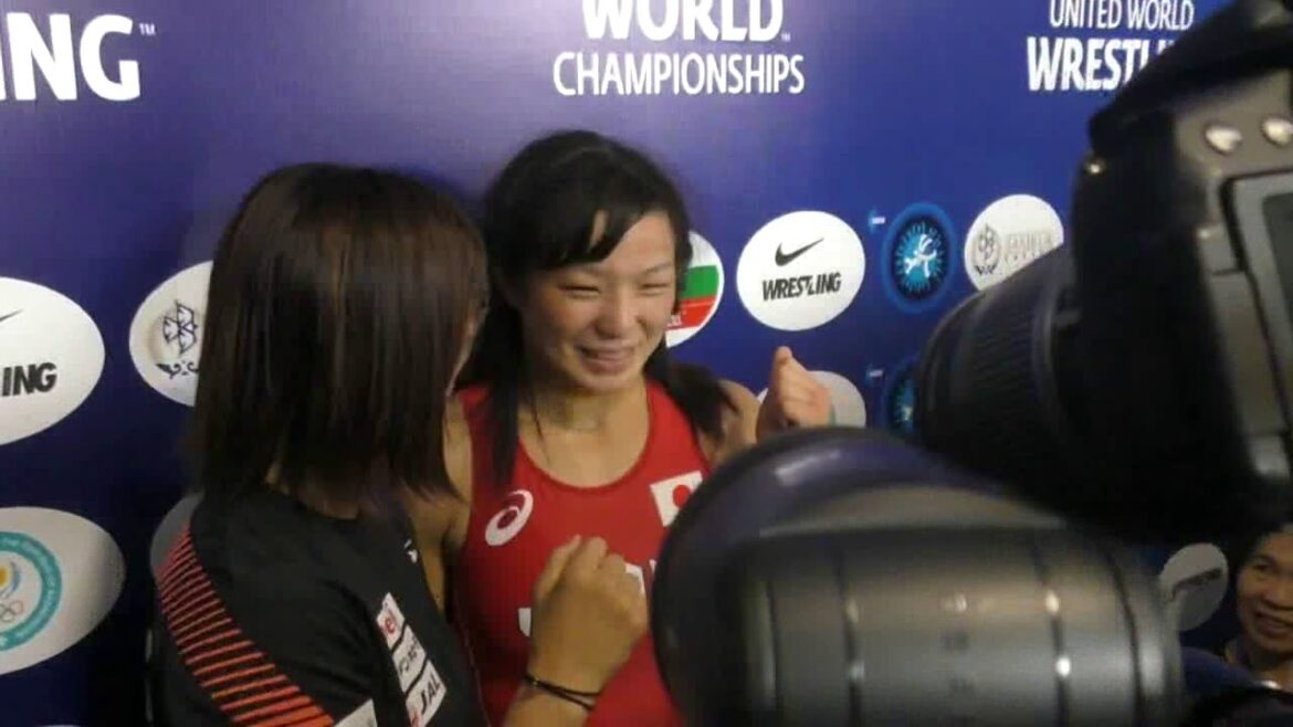 川井友香子選手インタビュー 　姉梨紗子選手との囲み取材（３位決定戦直後）