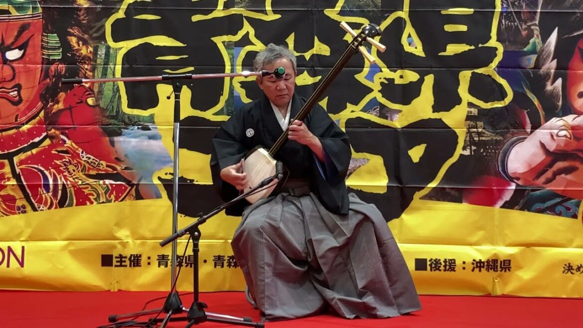 曲：津軽よされ節　津軽三味線　 青森の伝統芸能　津軽三味線ミニライブ　奏者：大石秀治　イオン琉球「青森県フェアー」