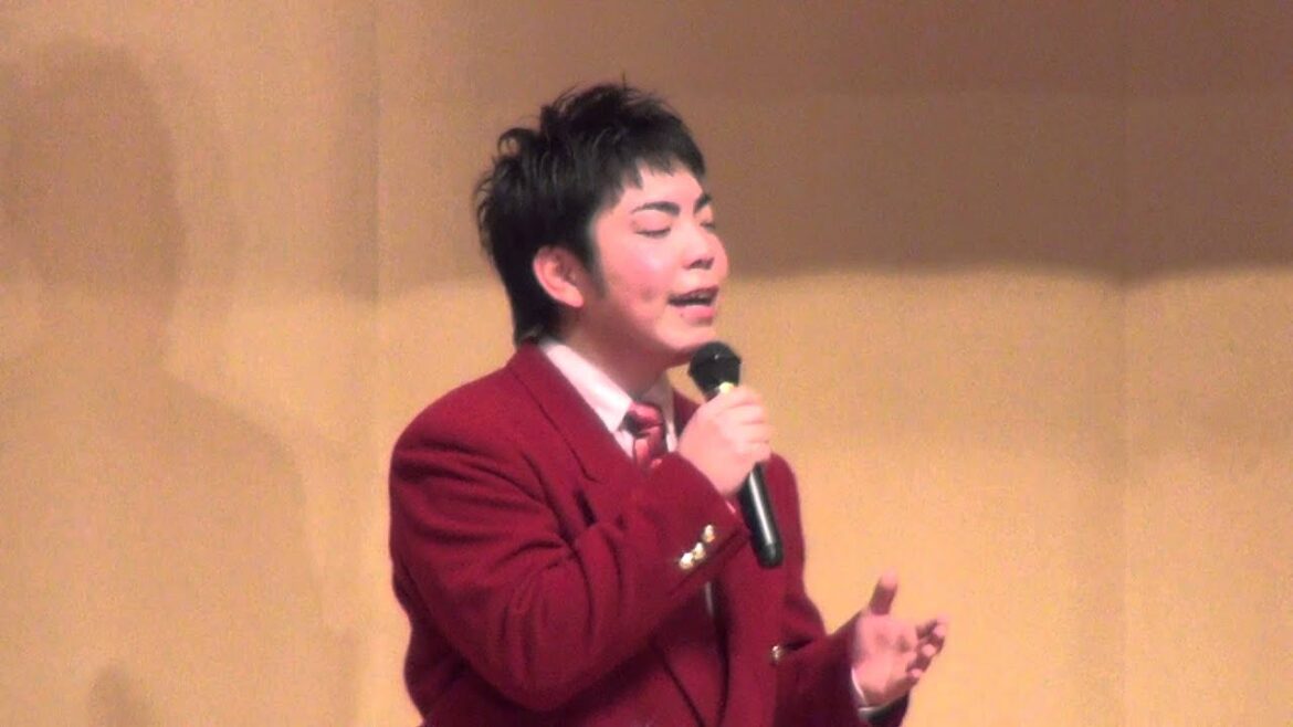 「目ン無い千鳥」を歌う演歌大好き高校生　徳永優樹君