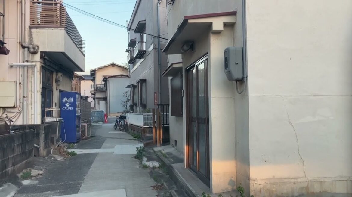石見銀山街道北側（２号線バイパス側）から専用駐車場へのアクセス