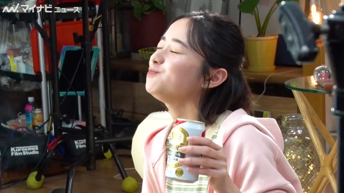 堀田真由、牛タンを豪快に頬張り幸せ顔！OKテイクに“goodポーズ”  「サッポロ生ビール　ナナマル」 新CM＆メイキング映像公開