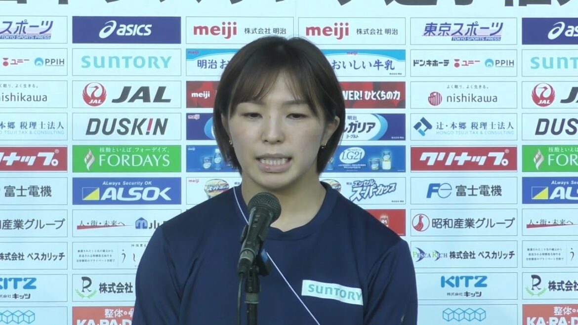 01 川井友香子 01 川井友香子