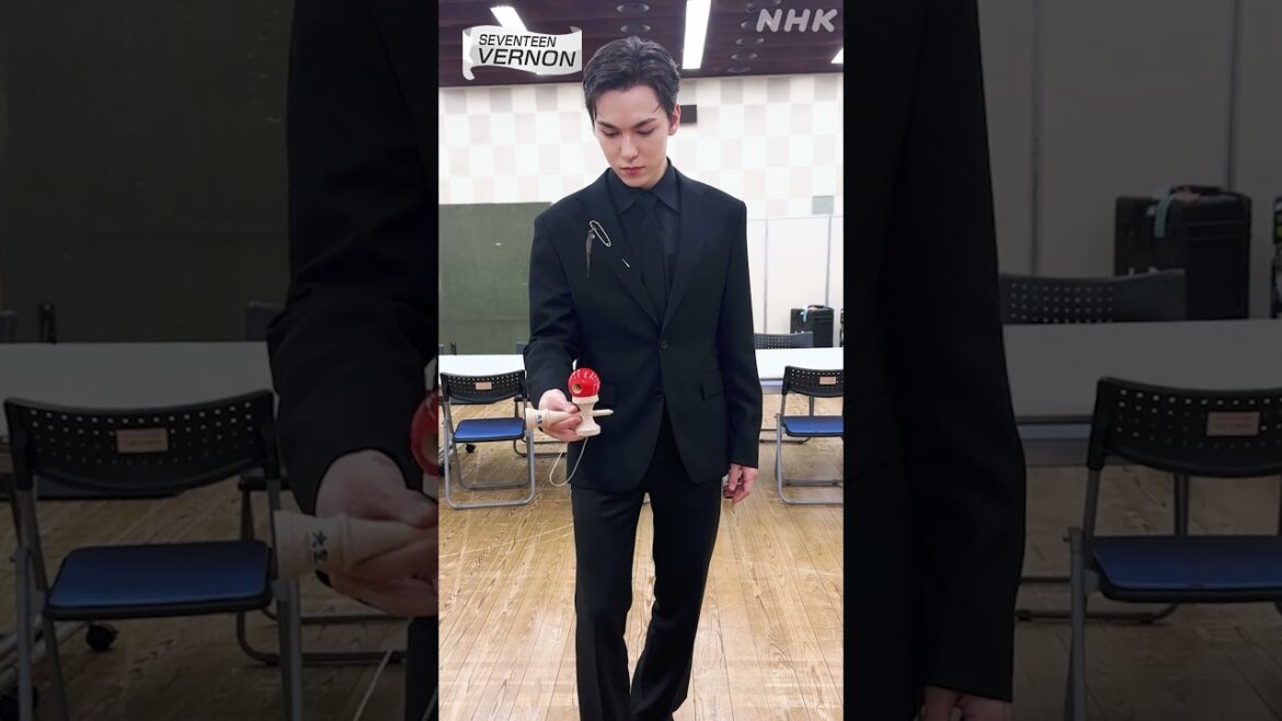【SEVENTEEN/VERNON】けん玉、練習中です｜NHK紅白｜NHK #shorts