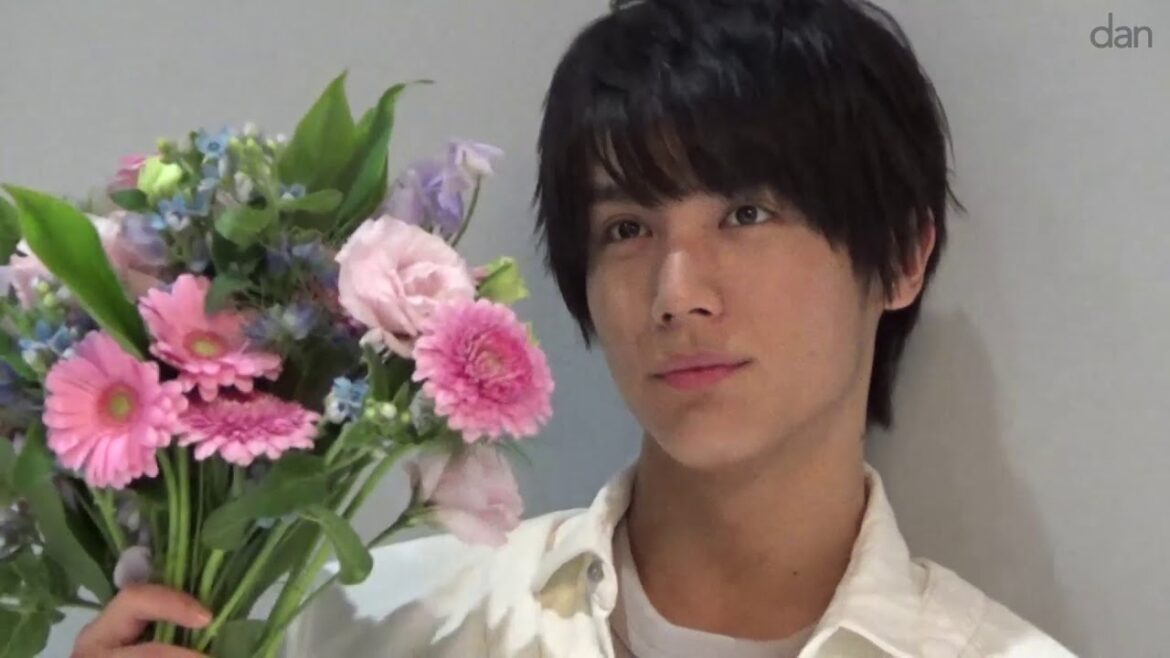 中川大志「注目ドラマ、スタート！」／ＴＶガイドdan vol.18