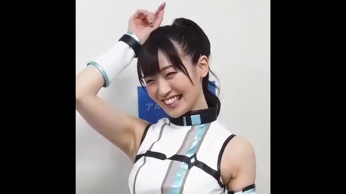 【前島亜美】昨日も言ったけどこの腋見せ衣装好き