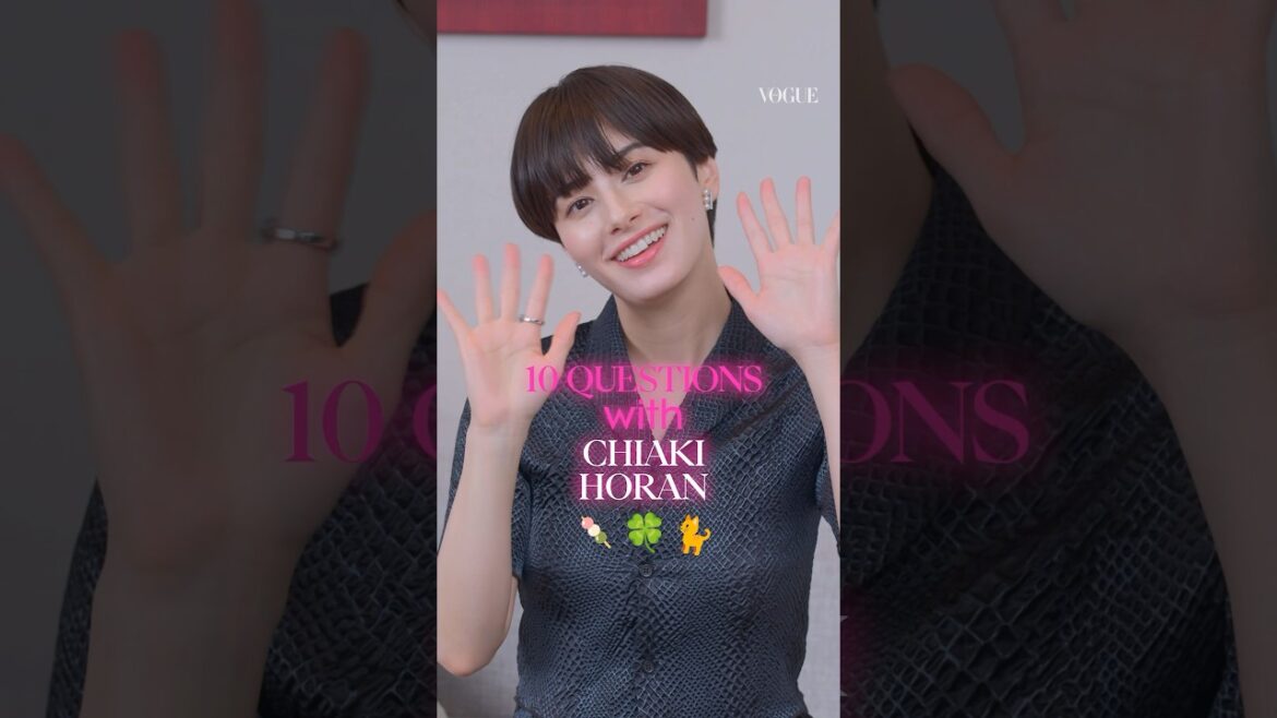 ホラン千秋に10の質問！あなたはどちら派？「10 Questions with CHIAKI HORAN」#rapidfire #10questions #voguejapan