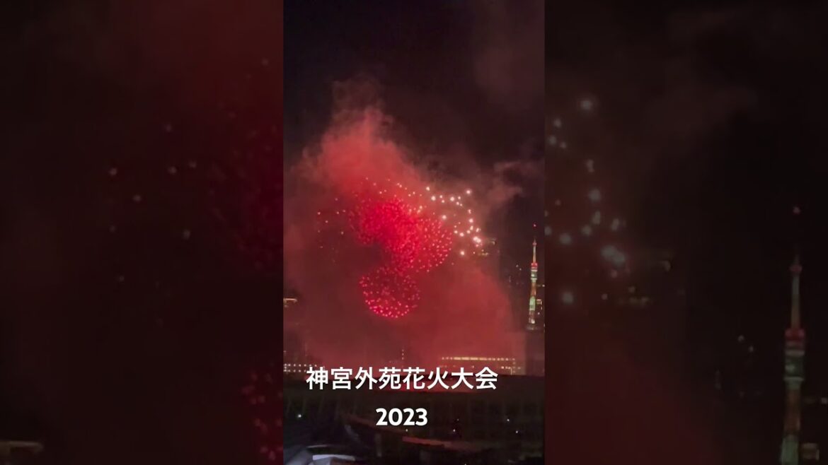 夏の花火　神宮外苑花火大会