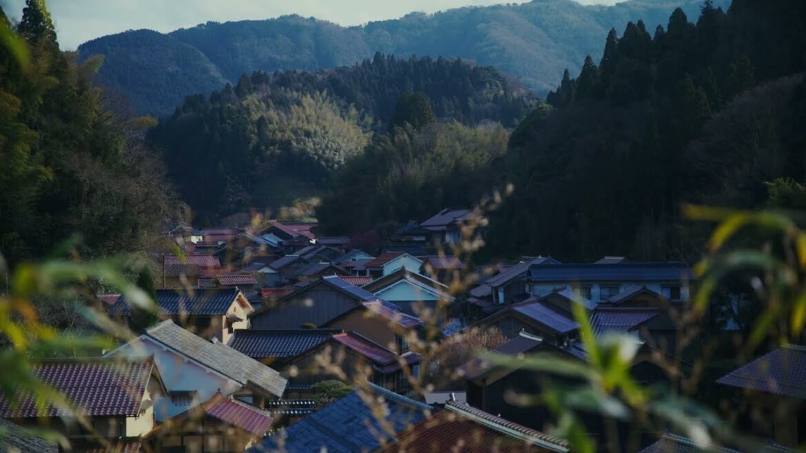 石見銀山 群言堂　暮らしの旅へ