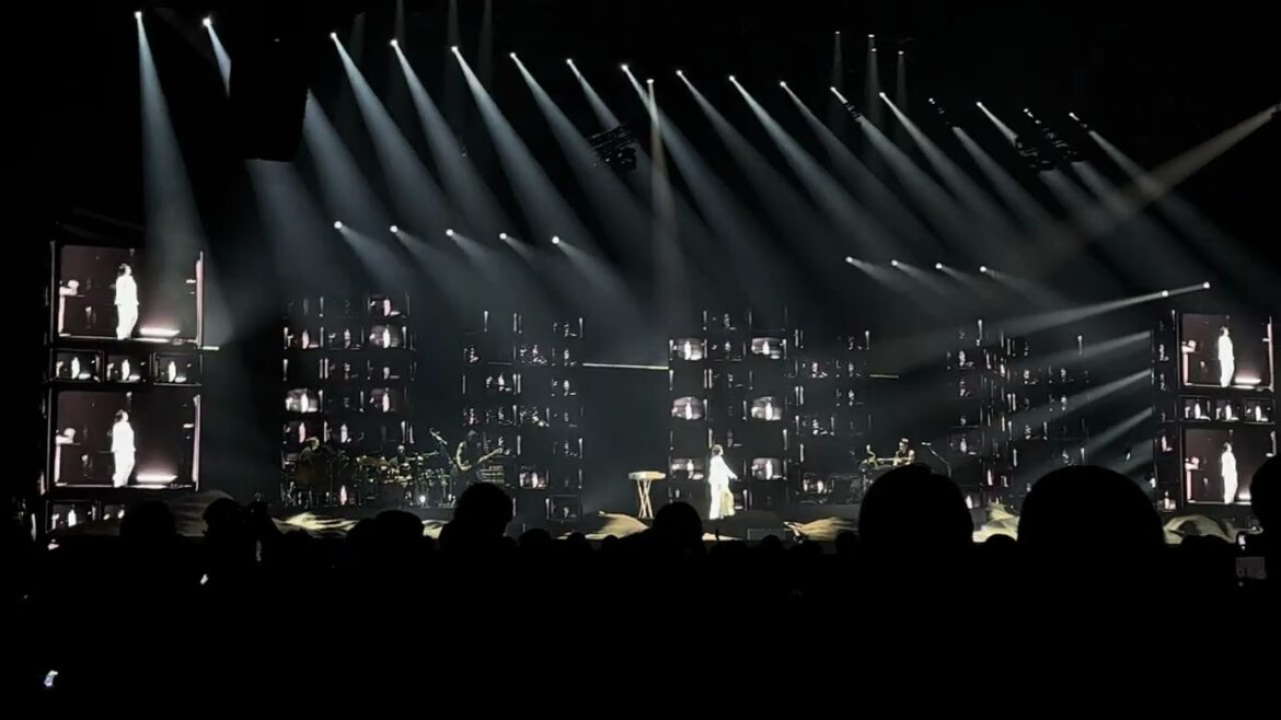 宇多田ヒカル - 光、For You、Distance、traveling (SCIENCE FICTION TOUR 2024 / Aichi Sky Expo 19/7/2024)