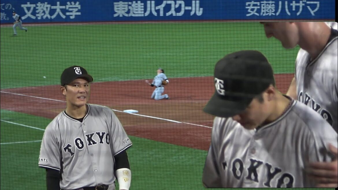 天を仰ぐ坂本勇人さん、名手のエラーにグリフィン投手が気遣う。　読売ジャイアンツハイライト　2024年8月28日