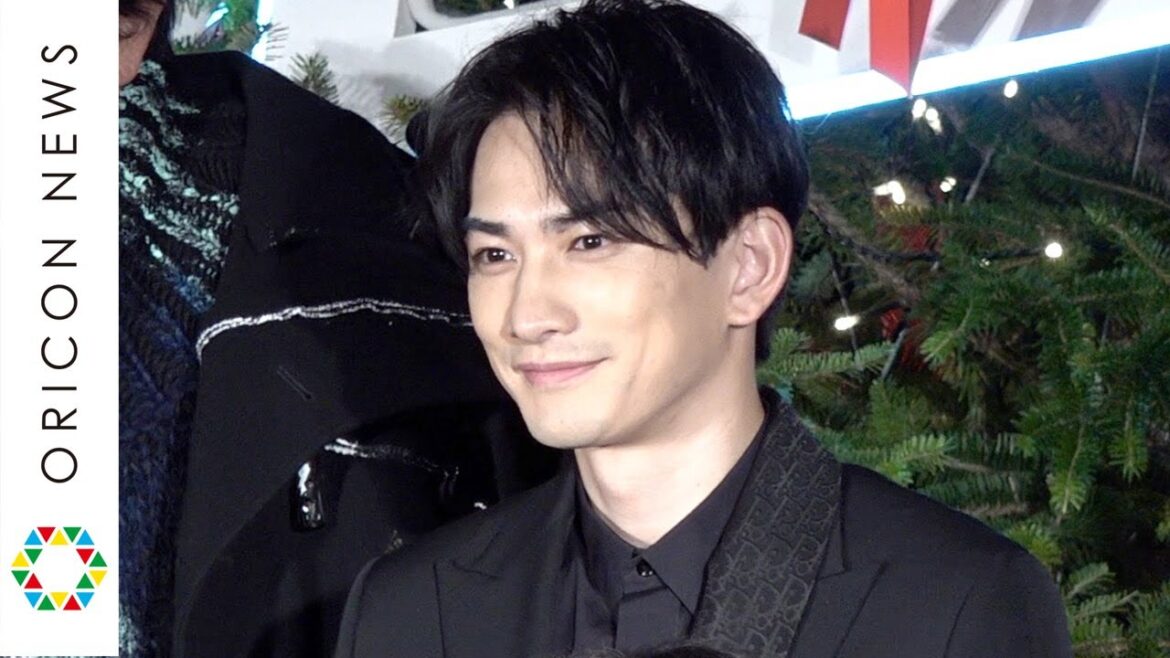 町田啓太“人生で二度と無い？”山崎賢人を「肩車して騒いだ」　仲里依紗は個性的ファッションで魅了　Netflixオリジナルシリーズ『今際の国のアリス』MIYASHITA PARKクリスマスツリー点灯式