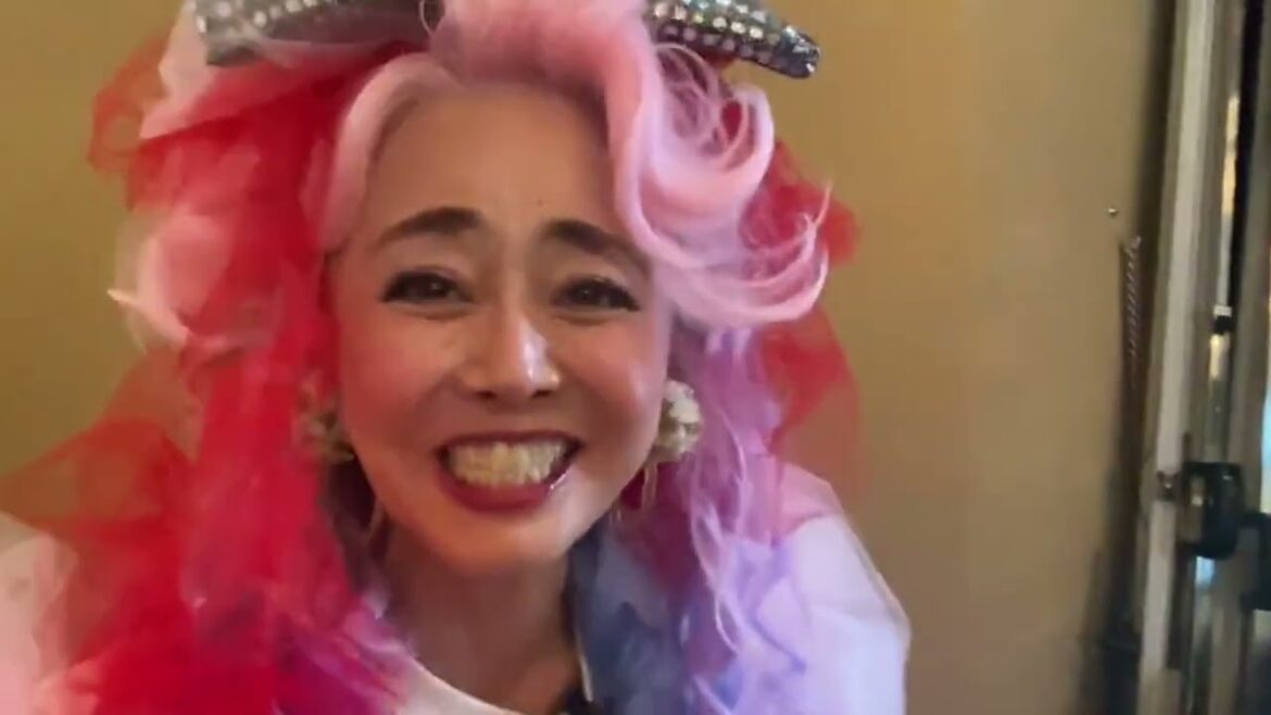 は，恥ずい。パリからお届けしました！