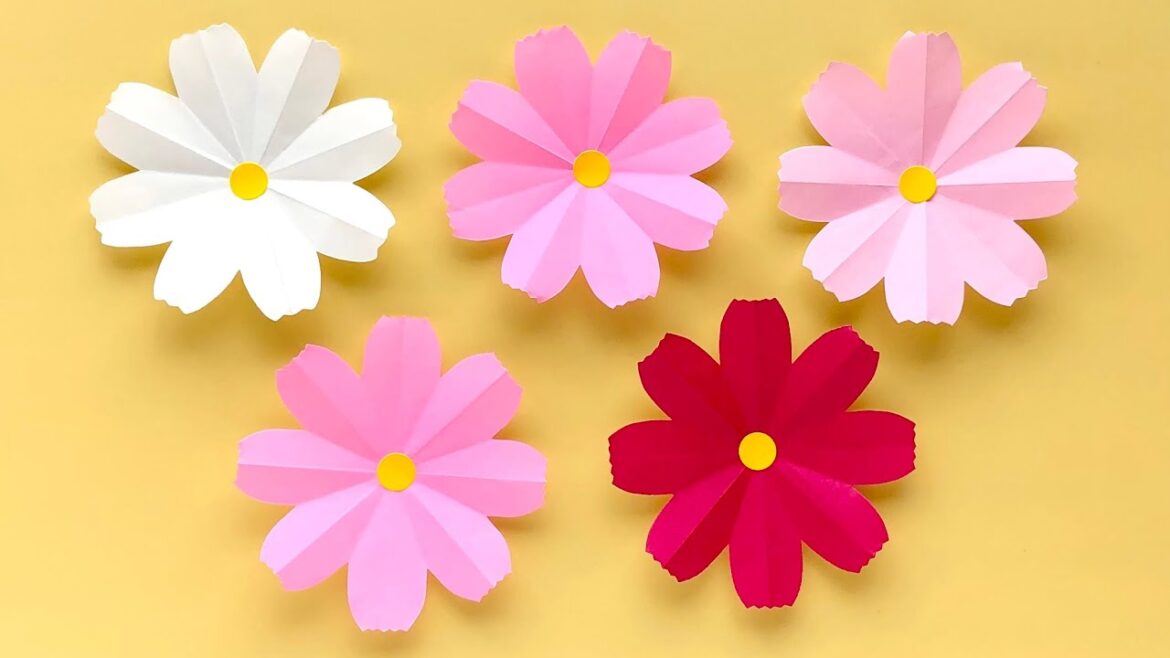 【折り紙・ペーパークラフト】切って作るコスモスの作り方　秋作品　敬老の日