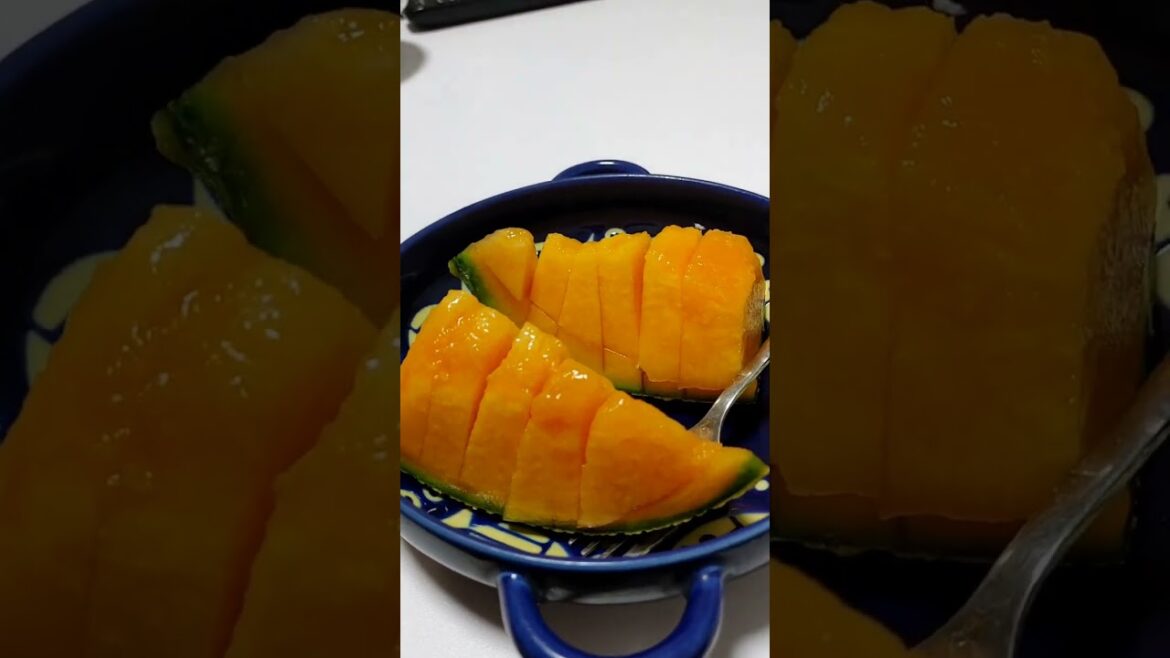 完熟メロン🍈めっちゃ美味しかった❕❕☺️　#メロン　#完熟　#フルーツ　#糖度14 　#甘い　#shorts