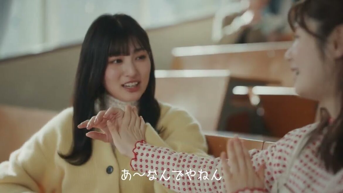 ホットペッパービューティーの新CM ある日のふたり。「屋上」篇と「教室」篇が配信され、吉川愛さんと小野花梨さんがご出演