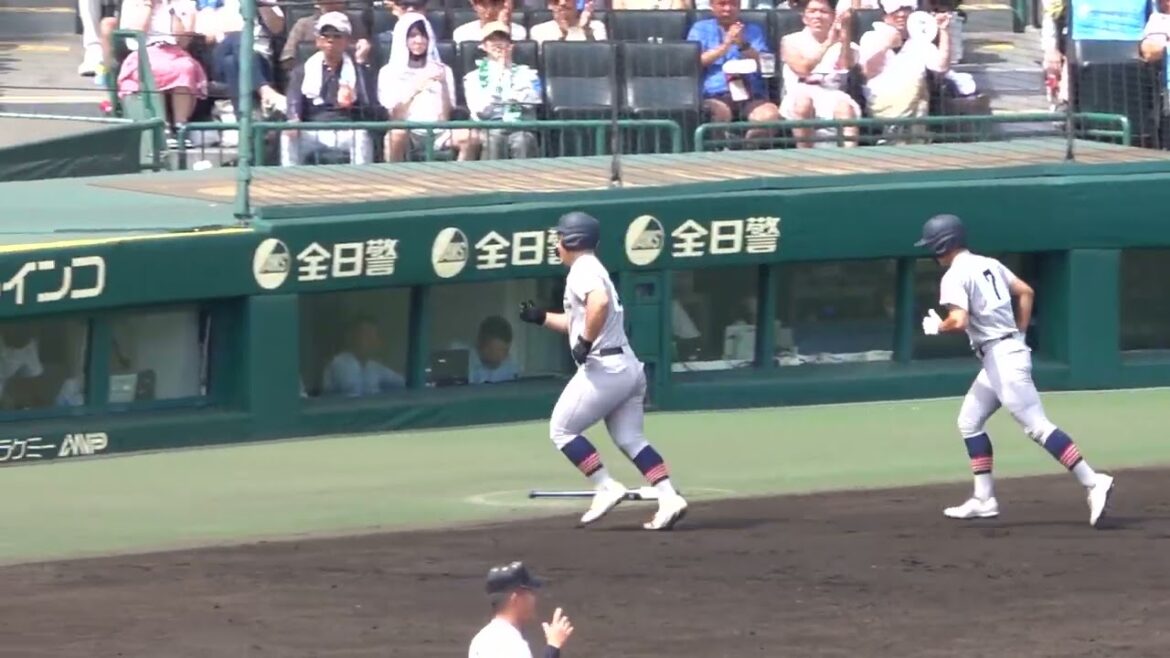 青森山田　東北のドカベン　原田純希選手ホームラン