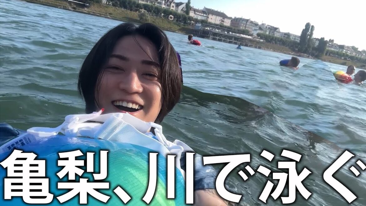 【最高】スイスの川があまりに気持ち良さそうだったので、飛び込んでみました。