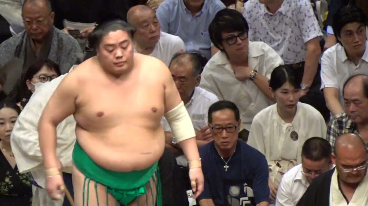 一山本 vs 美ノ海【大相撲令和6年9月場所】6日目 2024/9/13［臨場感ズーム］ICHIYAMAMOTO vs CHURANOUMI [SEP basho 2024 DAY6]