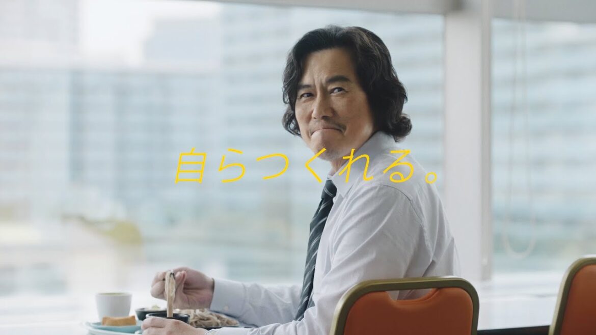 『地面師たち』話題の豊川悦司出演！喜びを噛み締める部長を熱演　キントーン新テレビCM