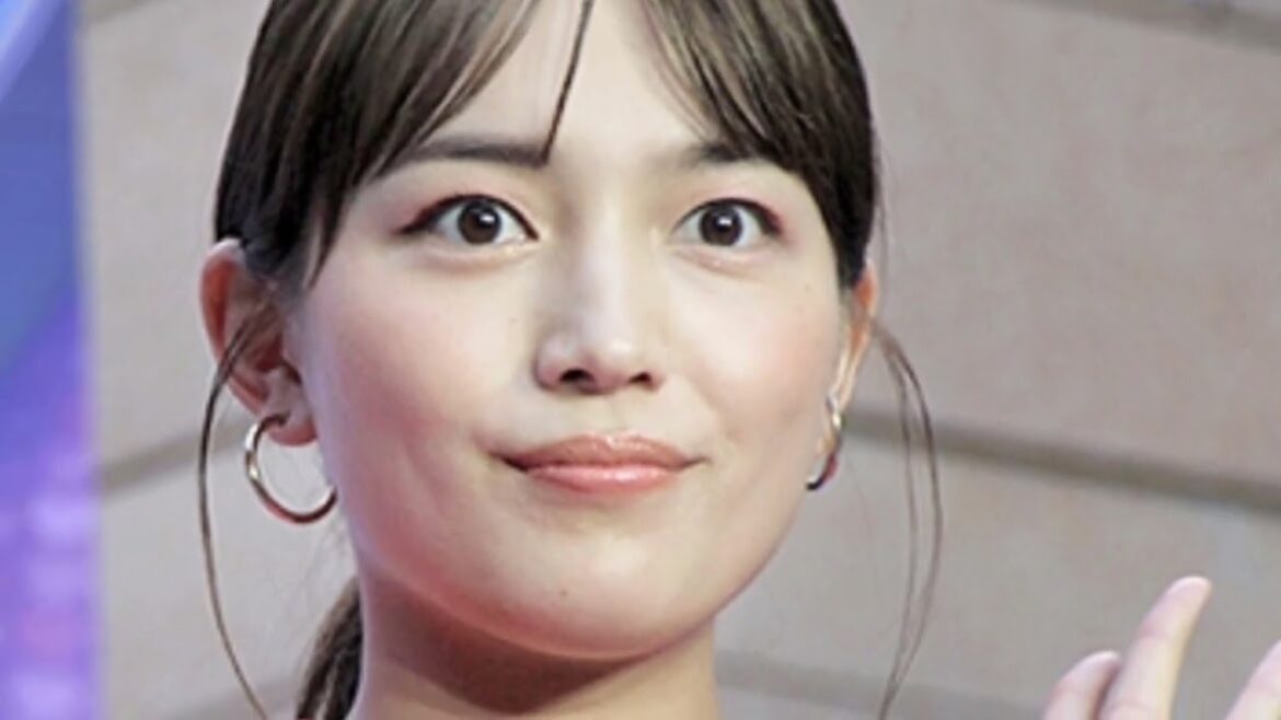 女優の川口春奈（29）が、26日放送のTBS系「ニンゲン観察！モニタリング　秋の超豪華SP！」**