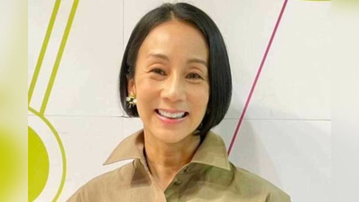 55歳・中村江里子、54歳の大女優と「数十年ぶり」に再会「綺麗なまま」「お二人とも美人」