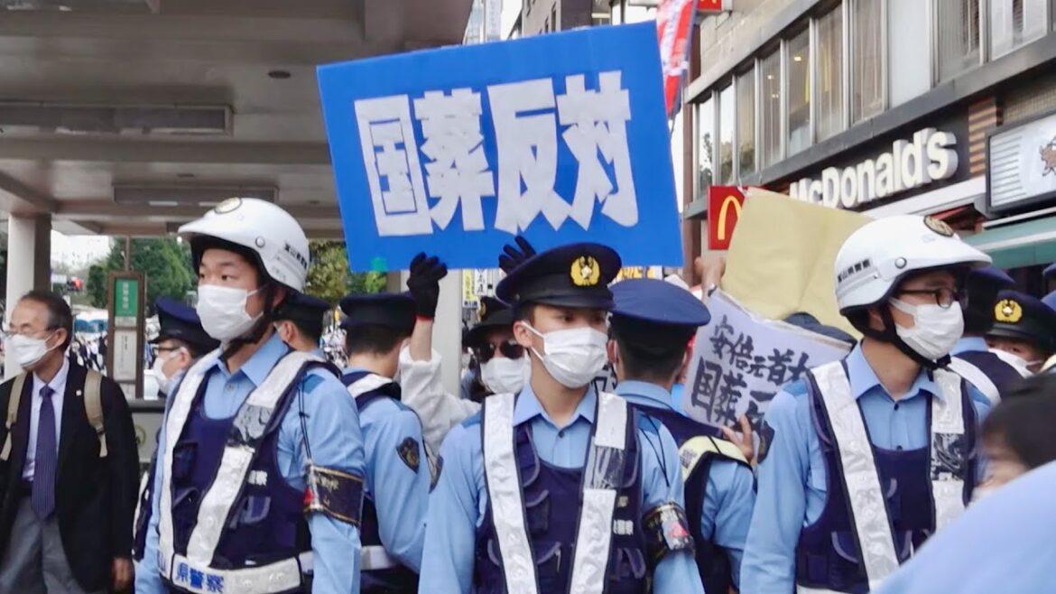 安倍晋三元首相の国葬の当日、人々の姿を大島新監督が記録する／映画『国葬の日』予告編