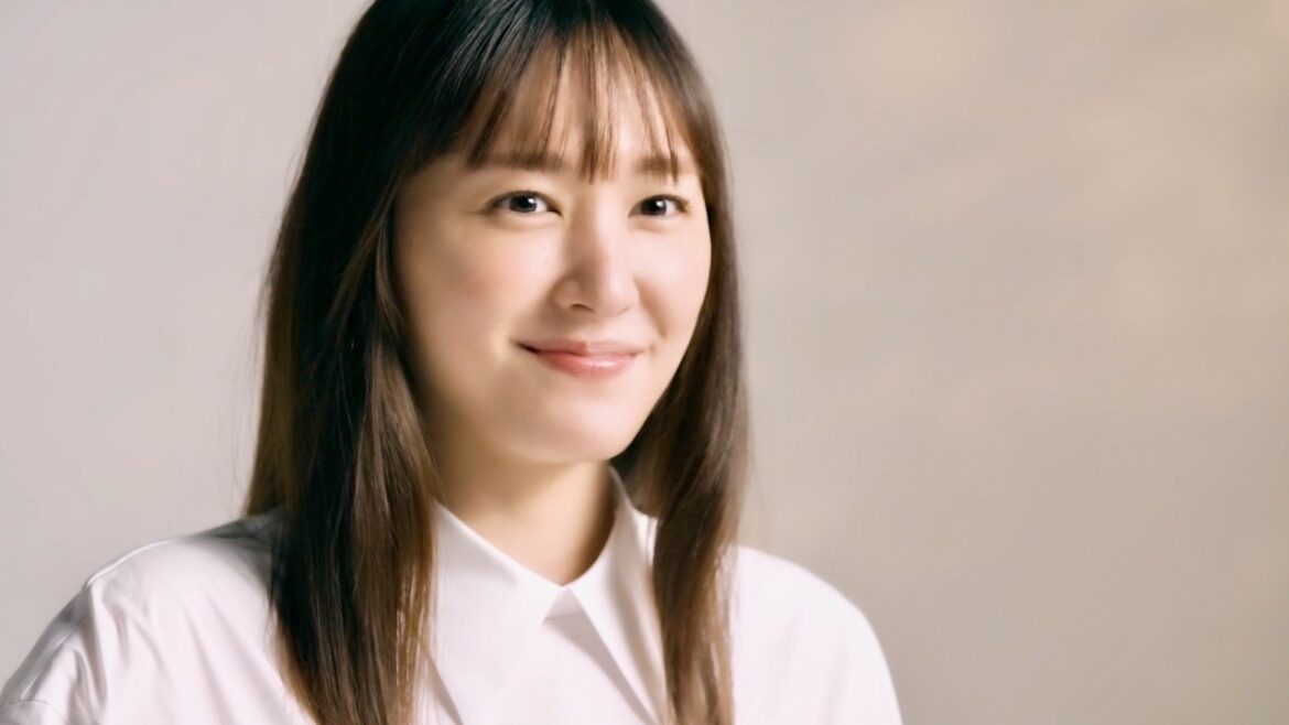 新垣結衣、女優デビュー20年！「気づいていなかった」／明治ザ・カカオ インタビュー