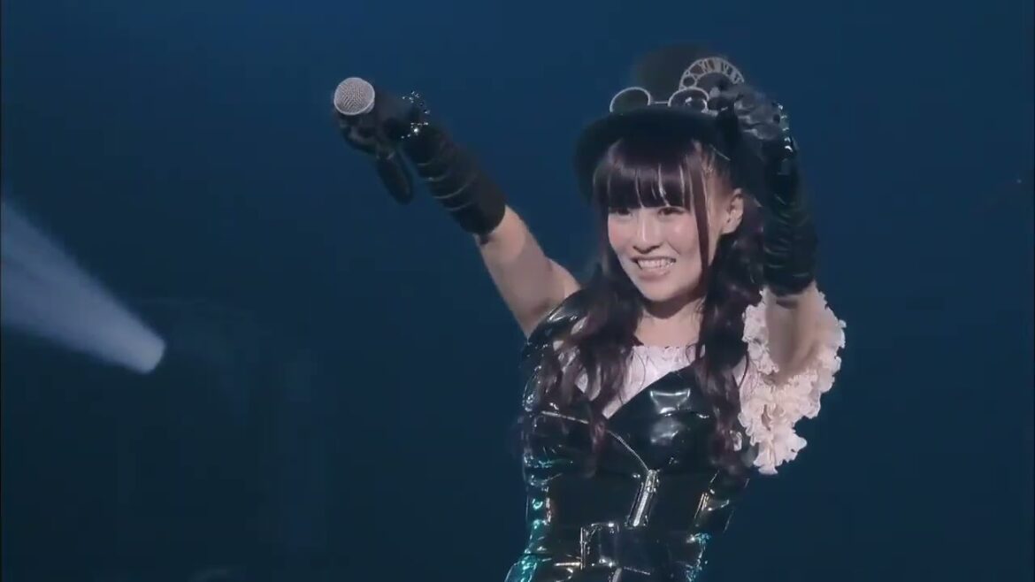 黒崎真音 Maon Kurosaki - VANISHING POINT (LIVE TOUR 2014 - 2015 WINGS OF EDEN GARNET!!)