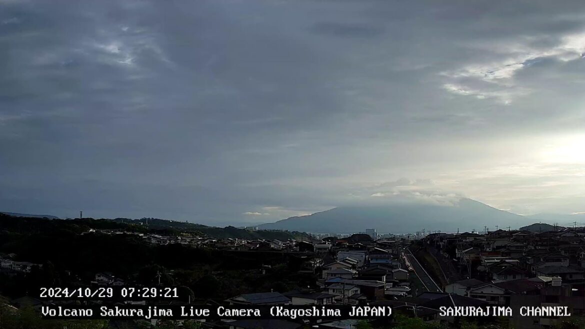 【絶景LIVE】桜島ライブカメラ（噴火・雲海・朝焼け） live camera  volcano-Sakurajima ,Kagoshima,Japan