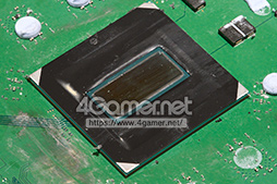 画像集 No.034のサムネイル画像 / 「PlayStation 5 Pro」分解レポート。最新APUを搭載する高性能モデルの内部構造を明らかにしよう