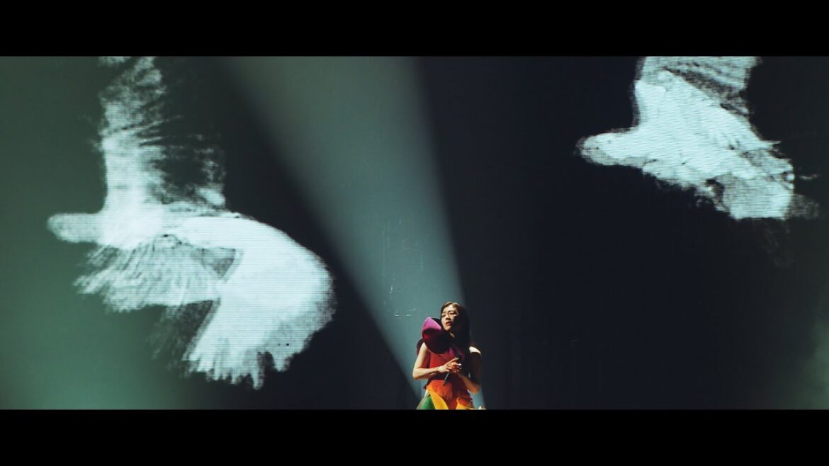 「One Last Kiss」(HIKARU UTADA SCIENCE FICTION TOUR 2024)