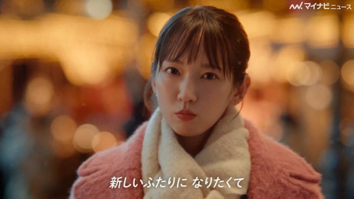 【4K】吉岡里帆、“プク顔”の破壊力が凄まじい！板垣李光人の“内緒ポーズ”もあざとさ炸裂で画面が大変なことに ZOZOTOWNの新CM『君のコートが好きだから〜遊園地〜』編公開
