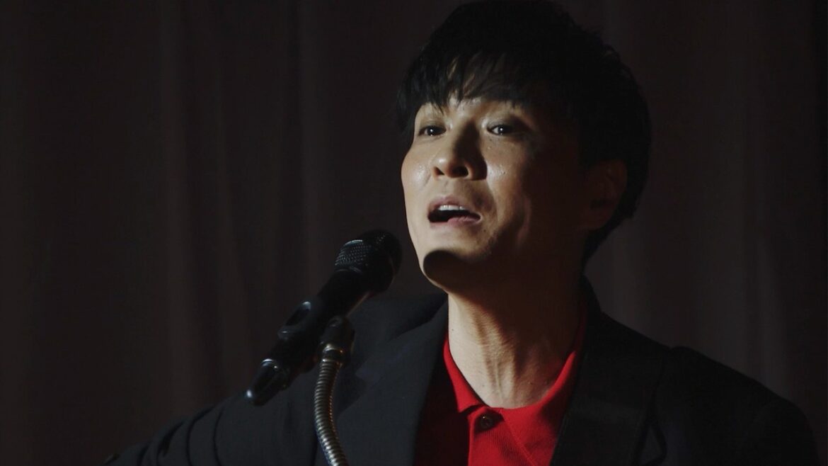 森山直太朗「生きてることが辛いなら」を坂本美雨と原摩利彦のピアノにのせ歌い上げる／カルティエ「“TRINITY 100” セレブレーションパーティ」