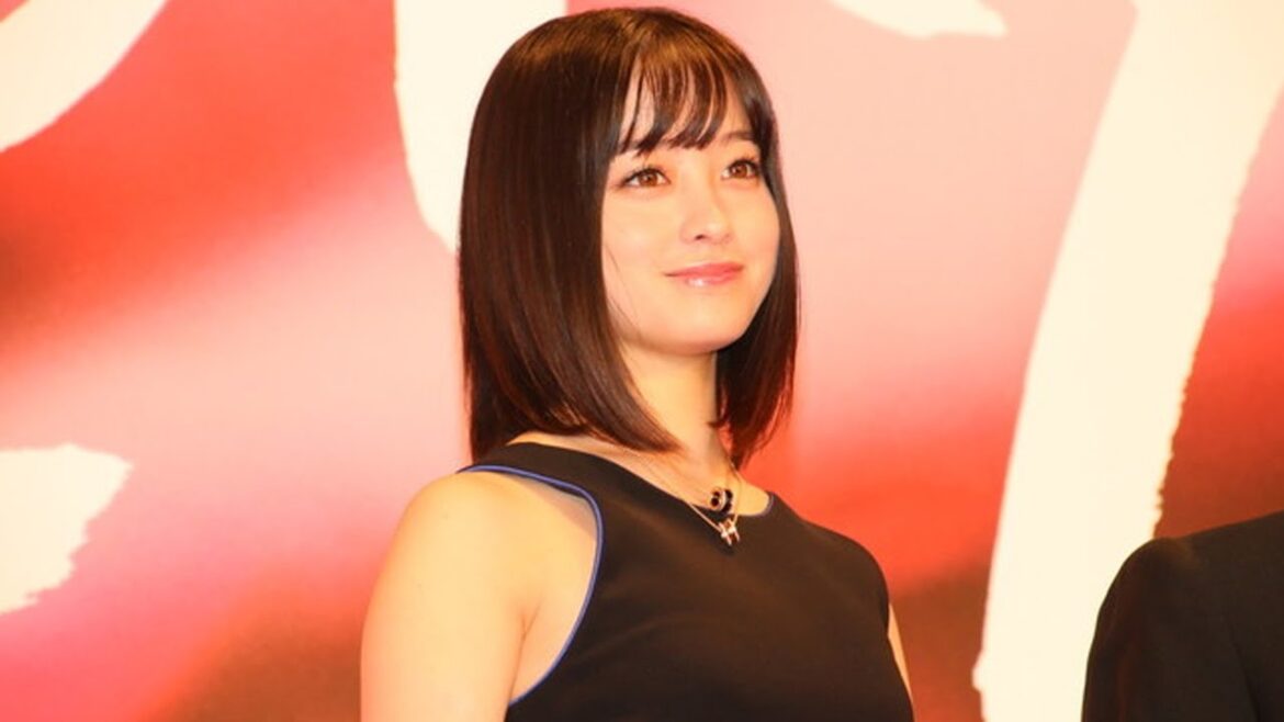 パワハラ疑惑でも橋本環奈は干されないと思う理由　パワハラ報道のあったタレントたちに共通する「強み」とは　氷川きよし、菜々緒、田中みな実……今までパワハラが報じられた人気タレントの共通点
