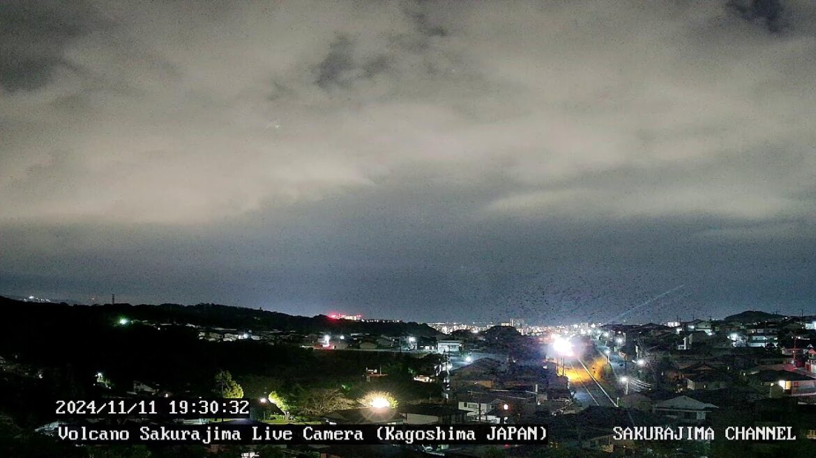【絶景LIVE】桜島ライブカメラ（噴火・雲海・朝焼け） live camera  volcano-Sakurajima ,Kagoshima,Japan