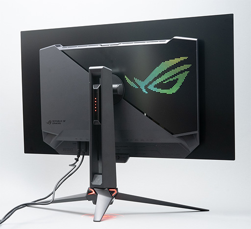 画像集 No.003のサムネイル画像 / 4K/240HzとフルHD/480Hzを1台で実現する「ROG Swift OLED PG32UCDP」はこだわり派ゲーマーにぴったりなディスプレイだ【PR】