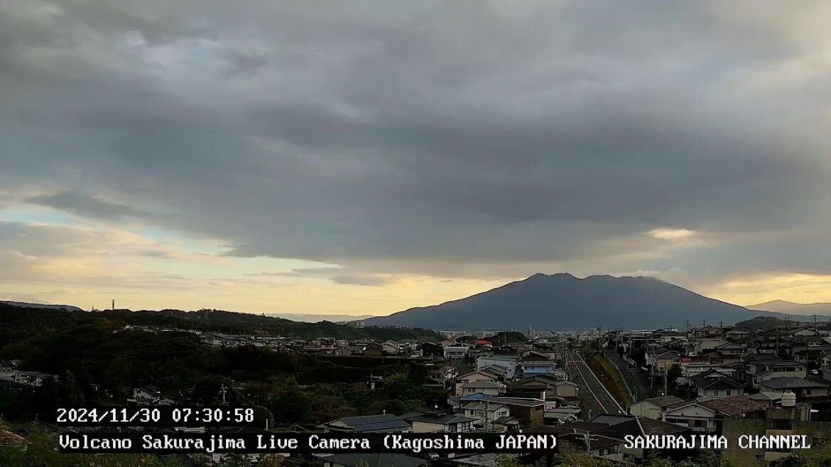 【絶景LIVE】桜島ライブカメラ（噴火・雲海・朝焼け） live camera  volcano-Sakurajima ,Kagoshima,Japan