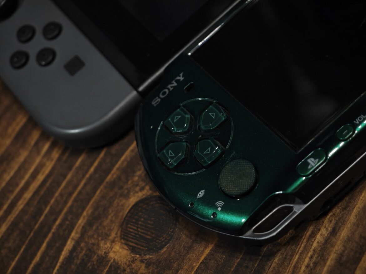 【朗報】PS5携帯ゲーム機、ソニーが開発中との報道。携帯Xboxと激突か – すまほん!! – すまほん!! 【朗報】PS5携帯ゲーム機、ソニーが開発中との報道。携帯Xboxと激突か - すまほん!! - すまほん!!