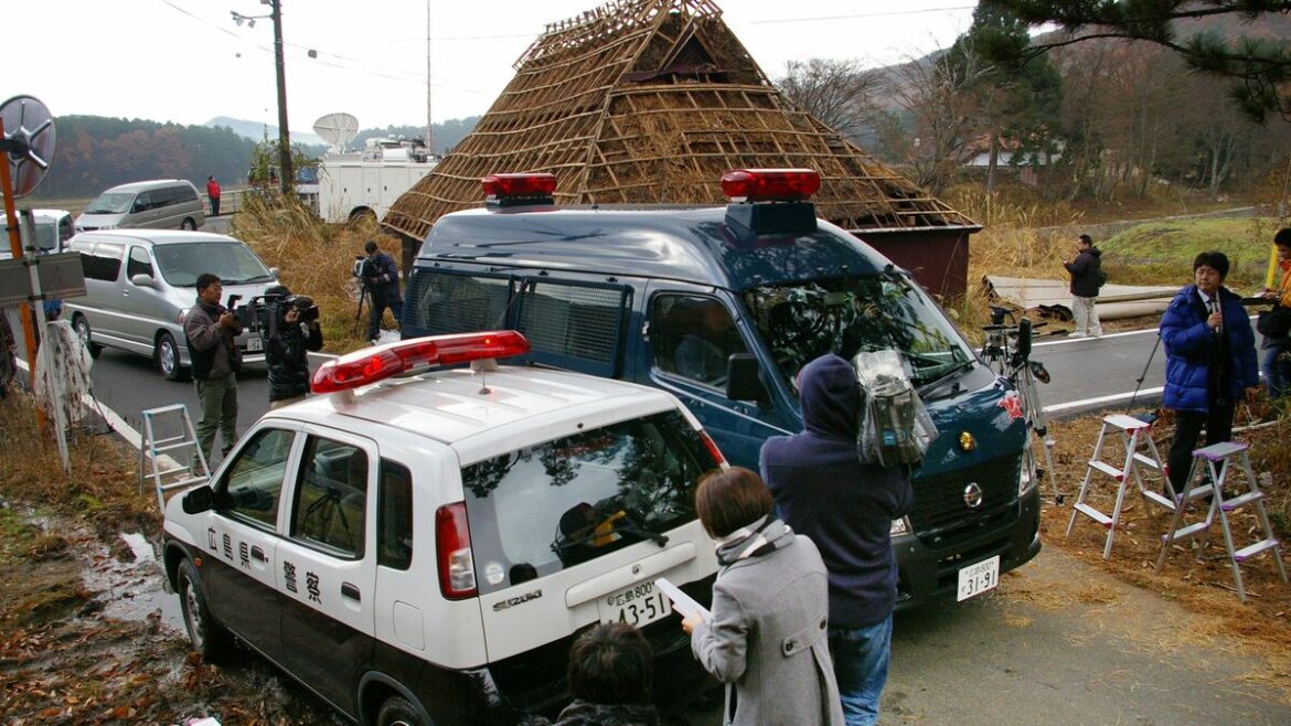 見ず知らずの女性を襲った男は遺体を風呂場に運び…犯人のデジカメに残っていたあまりにおぞましい行為 捜査線上には｢犯人=ロシアの特殊部隊｣説まで出た | PRESIDENT Online（プレジデントオンライン）