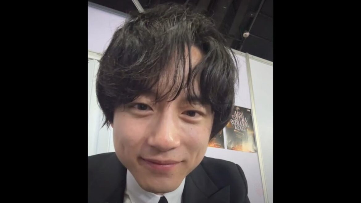 【坂口健太郎】タイからの配信　사카구치 켄타로우 태국에서의 방송 sakaguchi kentaro