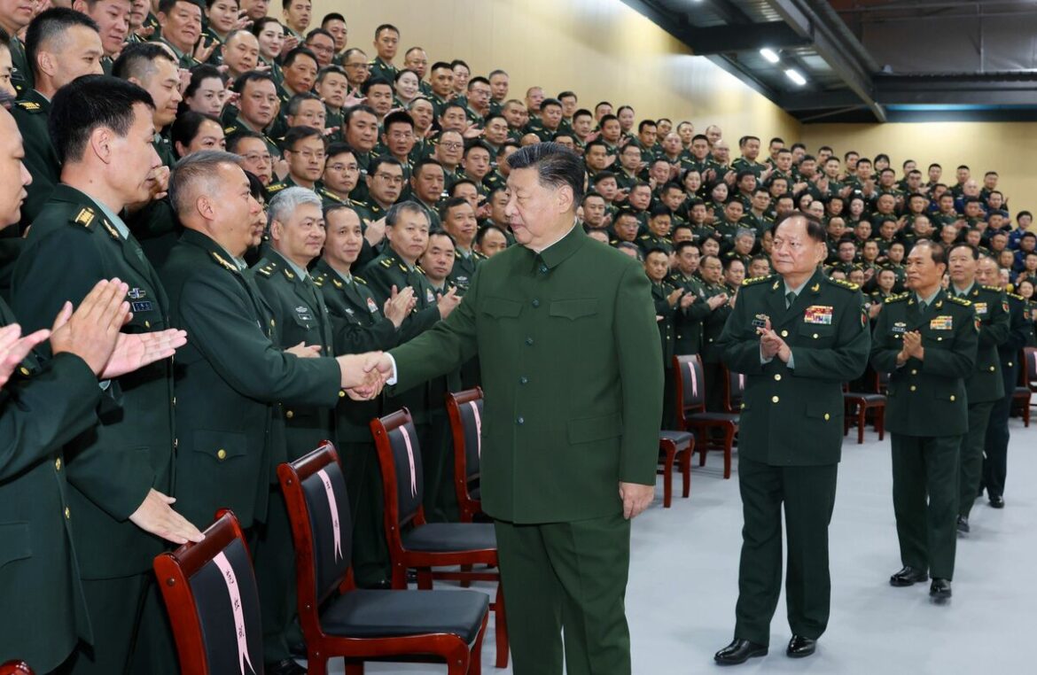 中国・習近平は軍の統率力を失いつつあるのか、相次ぐ幹部失脚から見えてくる危うい兆候(1/6) | JBpress (ジェイビープレス)