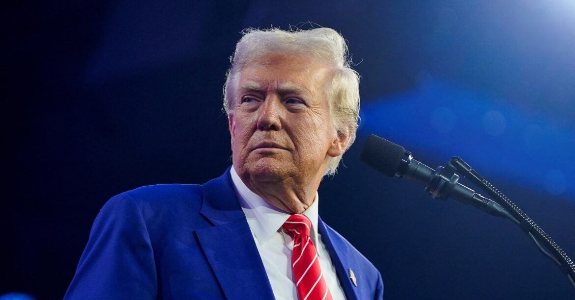 トランプ氏、「凶悪な性犯罪者や殺人犯」に死刑求める考え表明 | ロイター