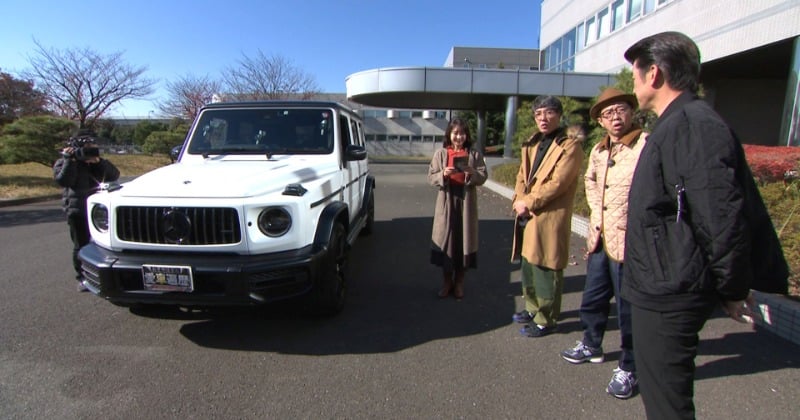 “日本一”三浦大輔監督、愛車は超高級“300台限定激レアカー” おぎやはぎ「悪いわけがない」と絶賛 | ORICON NEWS “日本一”三浦大輔監督、愛車は超高級“300台限定激レアカー” おぎやはぎ「悪いわけがない」と絶賛 | ORICON NEWS