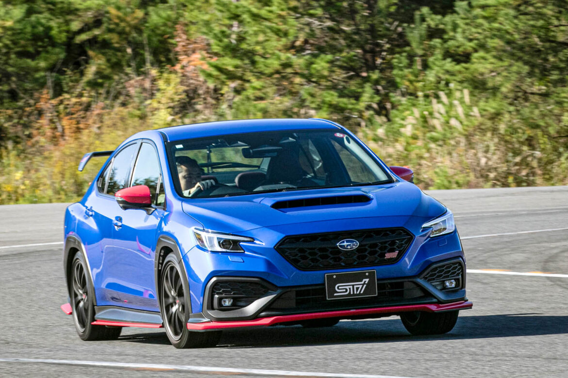 「運転が上手くなる」スバル「WRX S4」のチューンは結果として疲れない！ STIの最新フレキシブルパーツ群を試しました【デモカー試乗】 | AUTO MESSE WEB（オートメッセウェブ） 〜クルマを文化する 〜