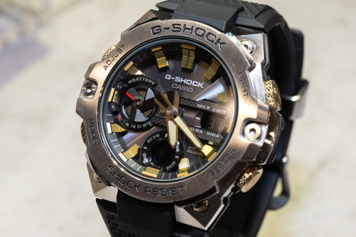 G-SHOCK、巳年を祝う“ウロボロス”モデル - Impress Watch